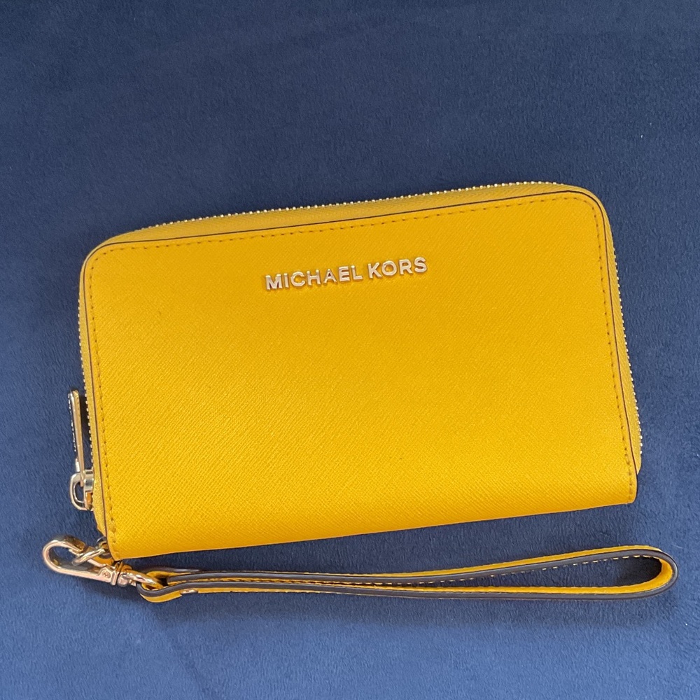 Michael Kors Jet Set Yellow Wristlet